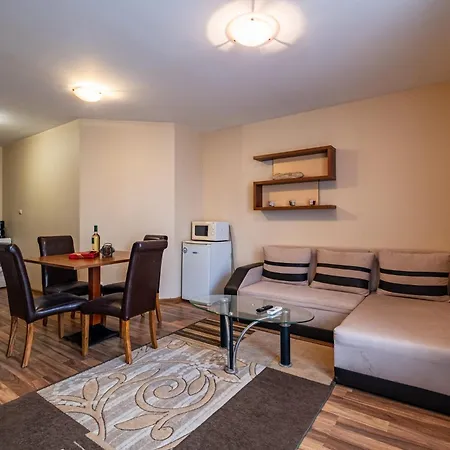 Primrose With Free Parking