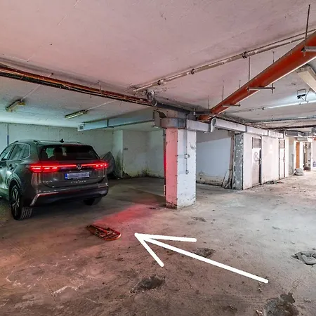 Primrose With Free Parking