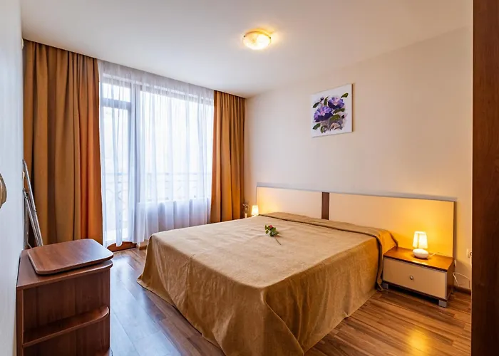 Primrose With Free Parking Apartment Varna